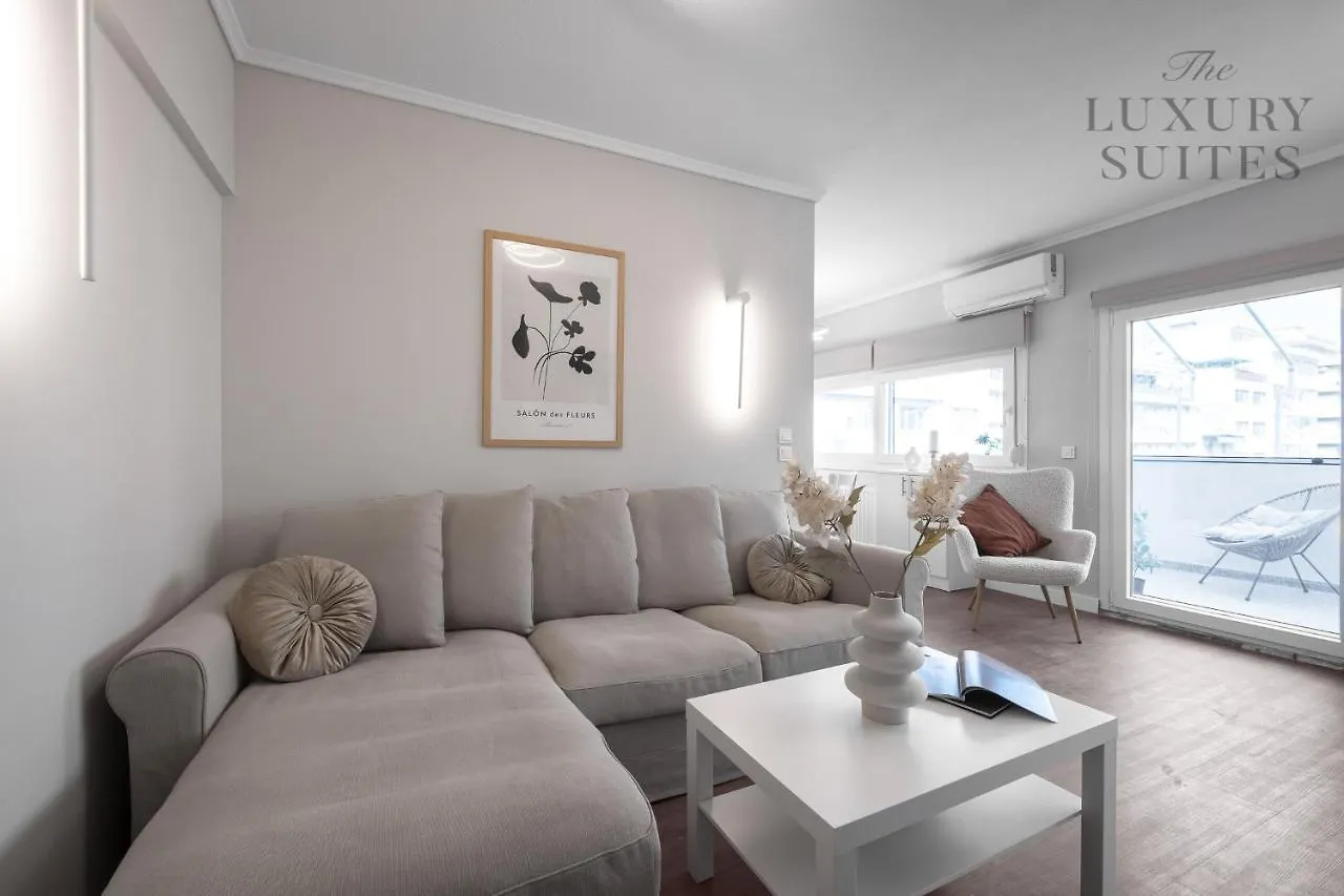 Nephele Jacuzzi Suites, The Luxury Suites Thessaloniki 0*,